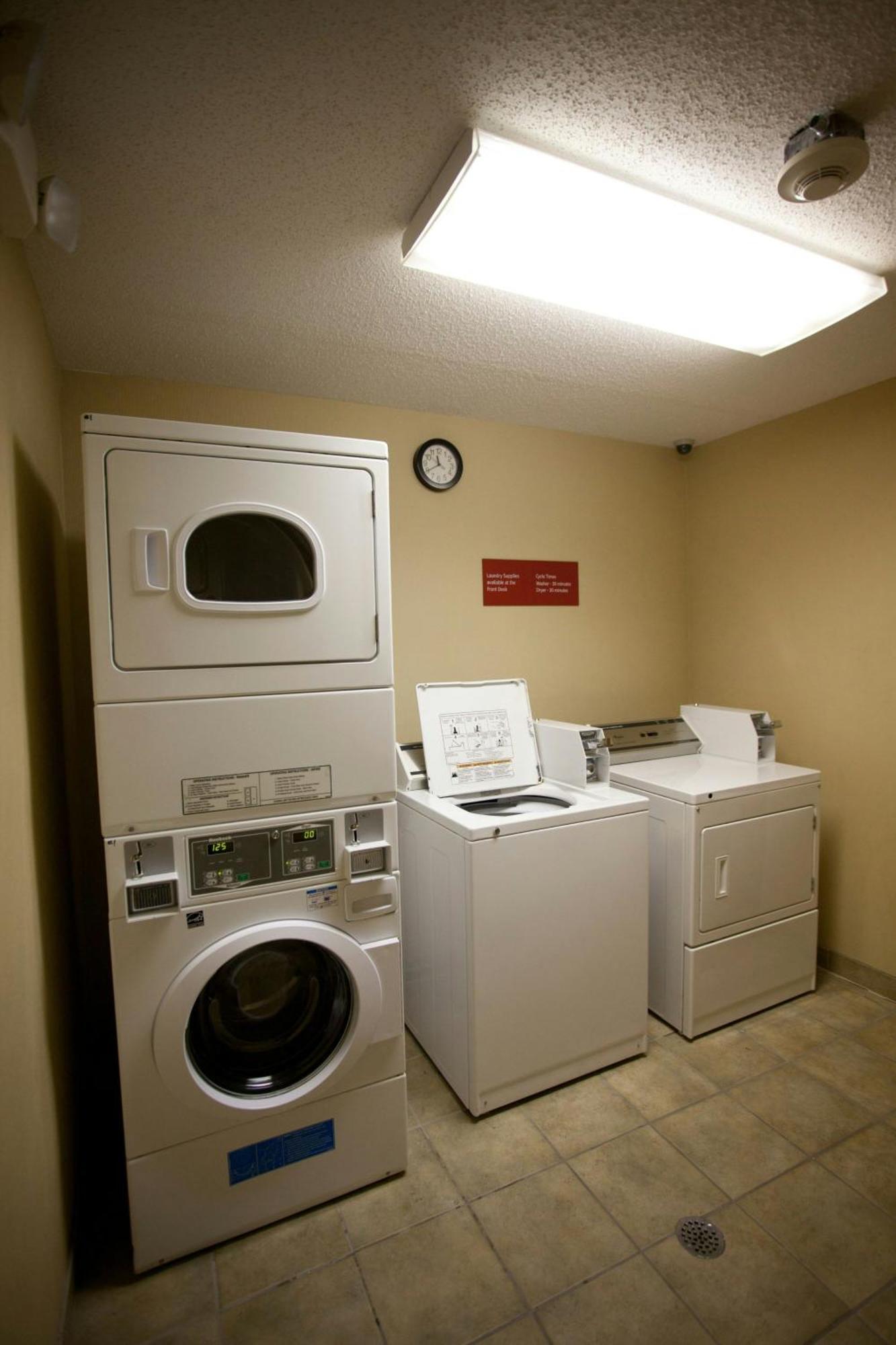 Towneplace Suites Detroit Warren Extérieur photo
