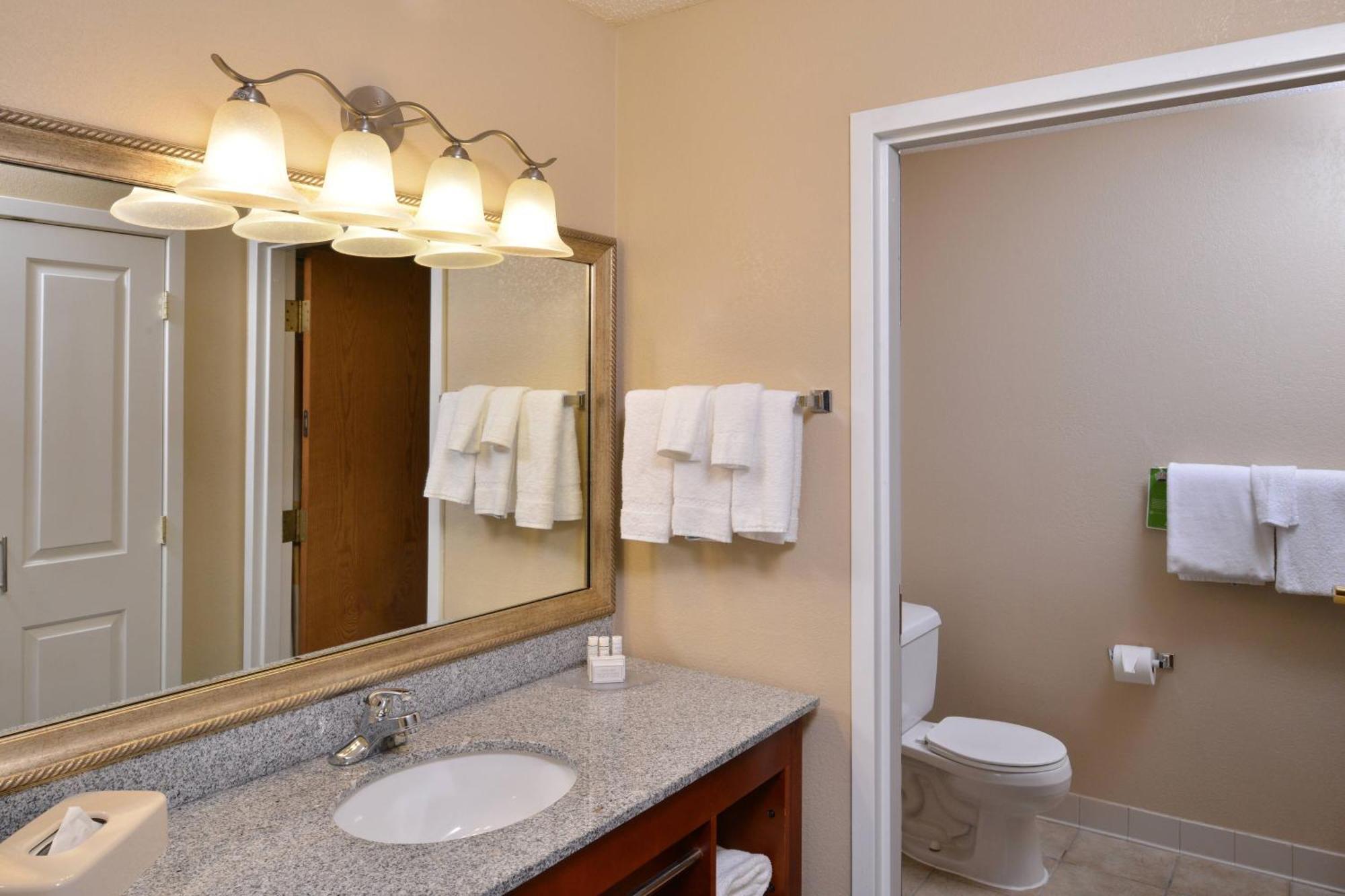 Towneplace Suites Detroit Warren Extérieur photo