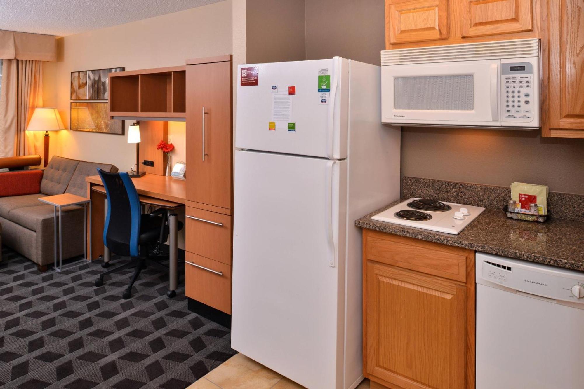 Towneplace Suites Detroit Warren Extérieur photo
