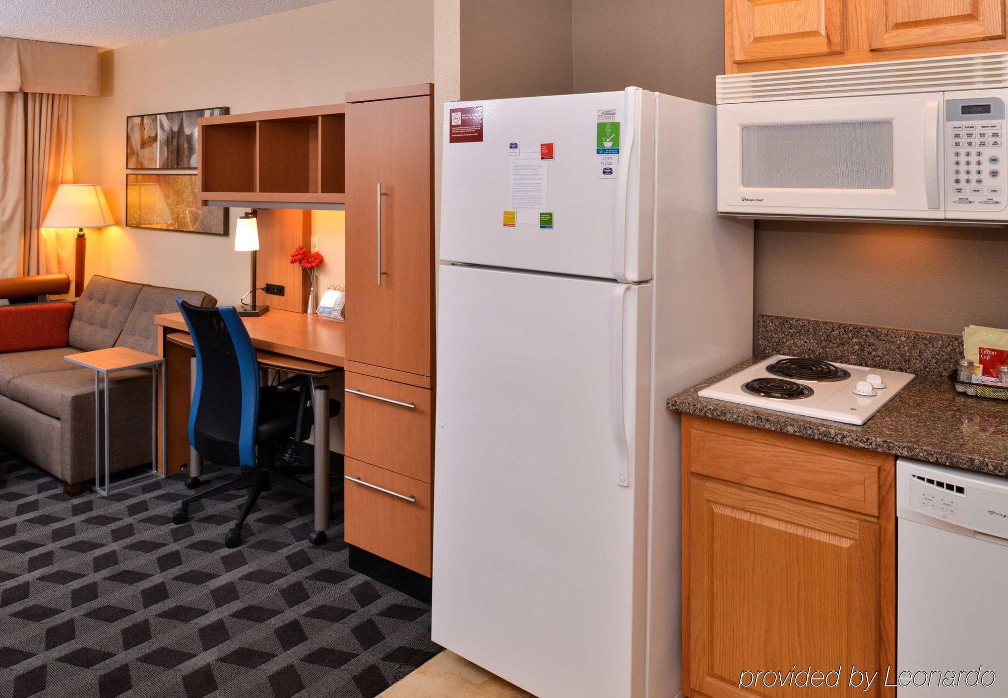 Towneplace Suites Detroit Warren Extérieur photo
