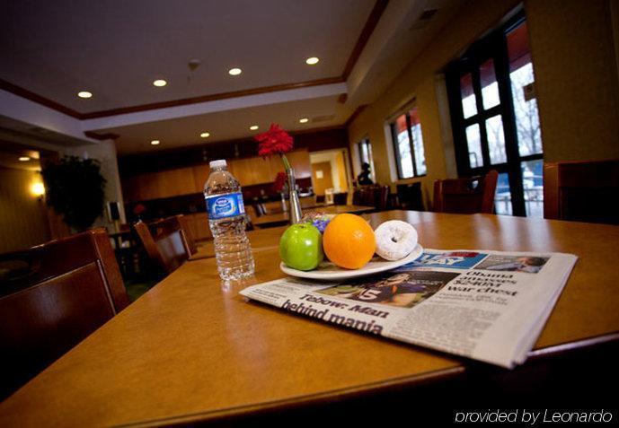 Towneplace Suites Detroit Warren Restaurant photo