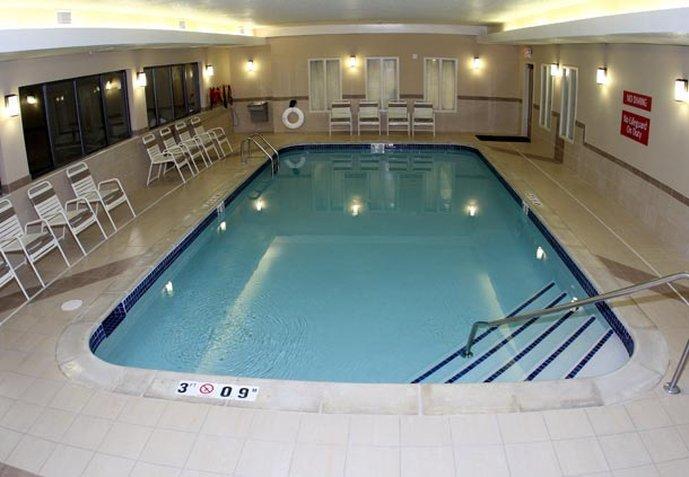 Towneplace Suites Detroit Warren Extérieur photo