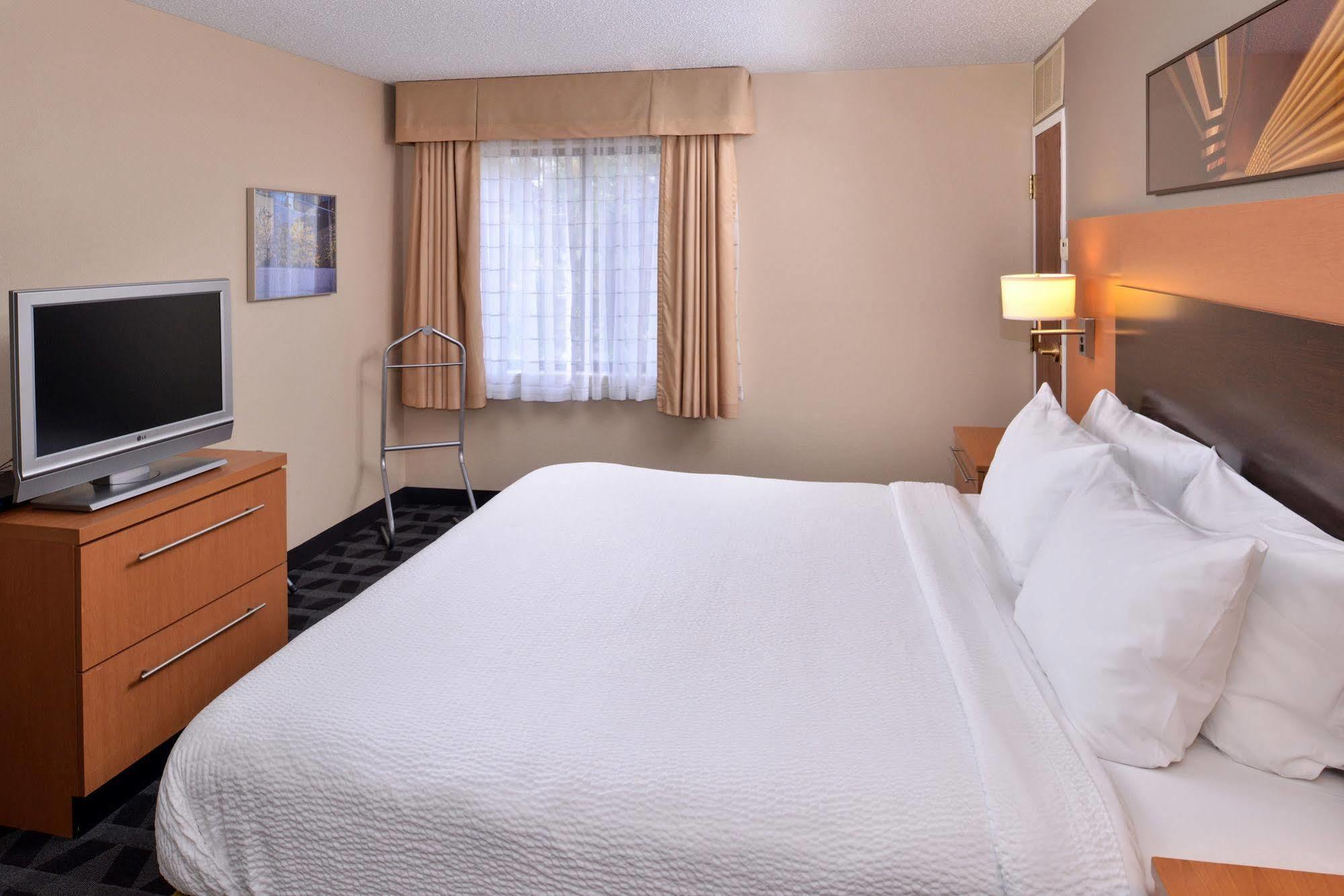 Towneplace Suites Detroit Warren Extérieur photo