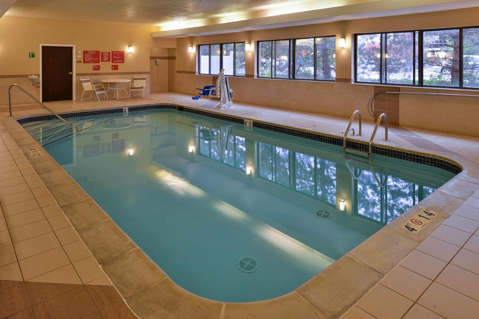 Towneplace Suites Detroit Warren Extérieur photo